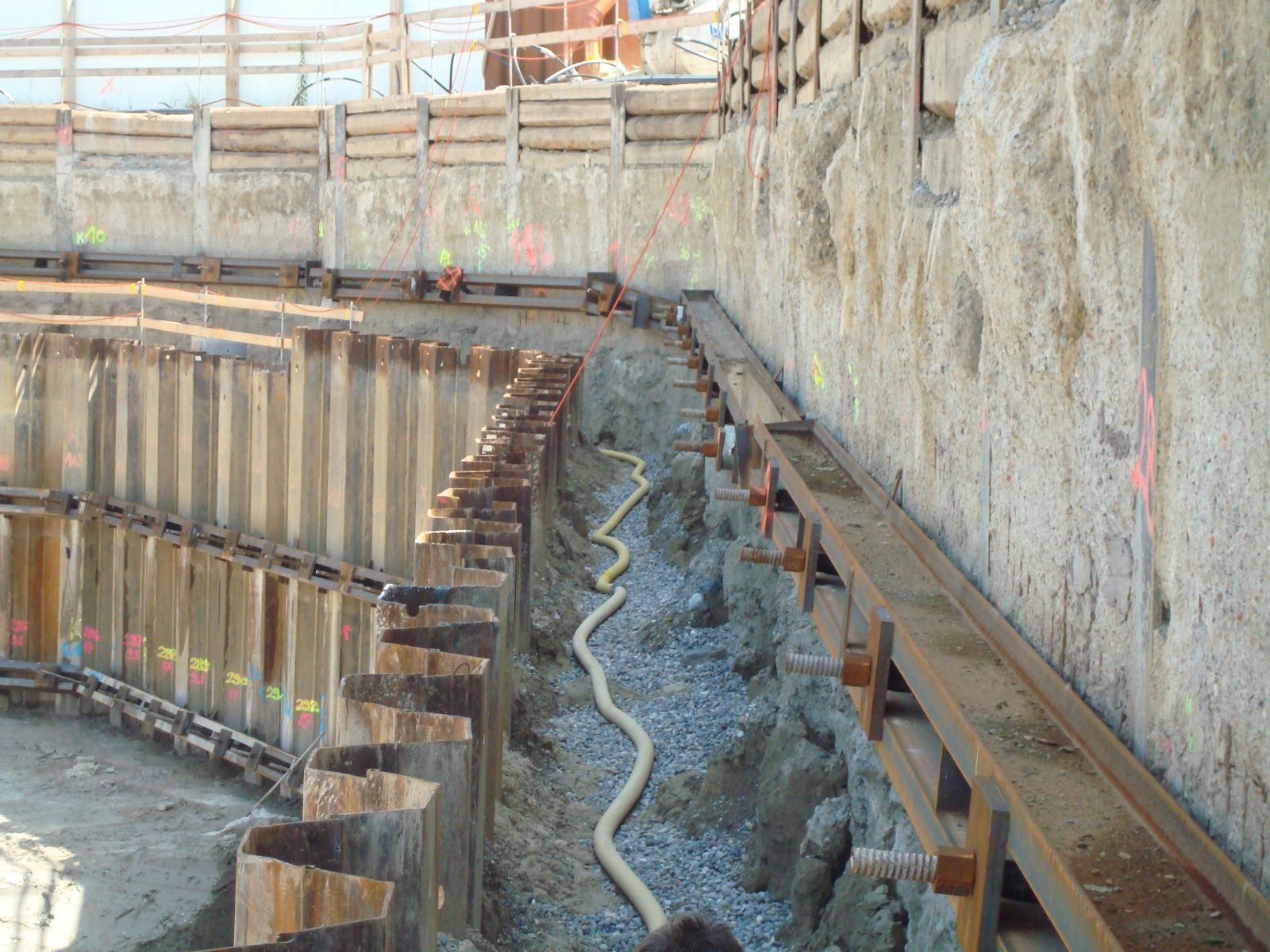 KSB_Vorspannung_Richtiareal Wallisellen_Referenz_Kraftmessdose.JPG