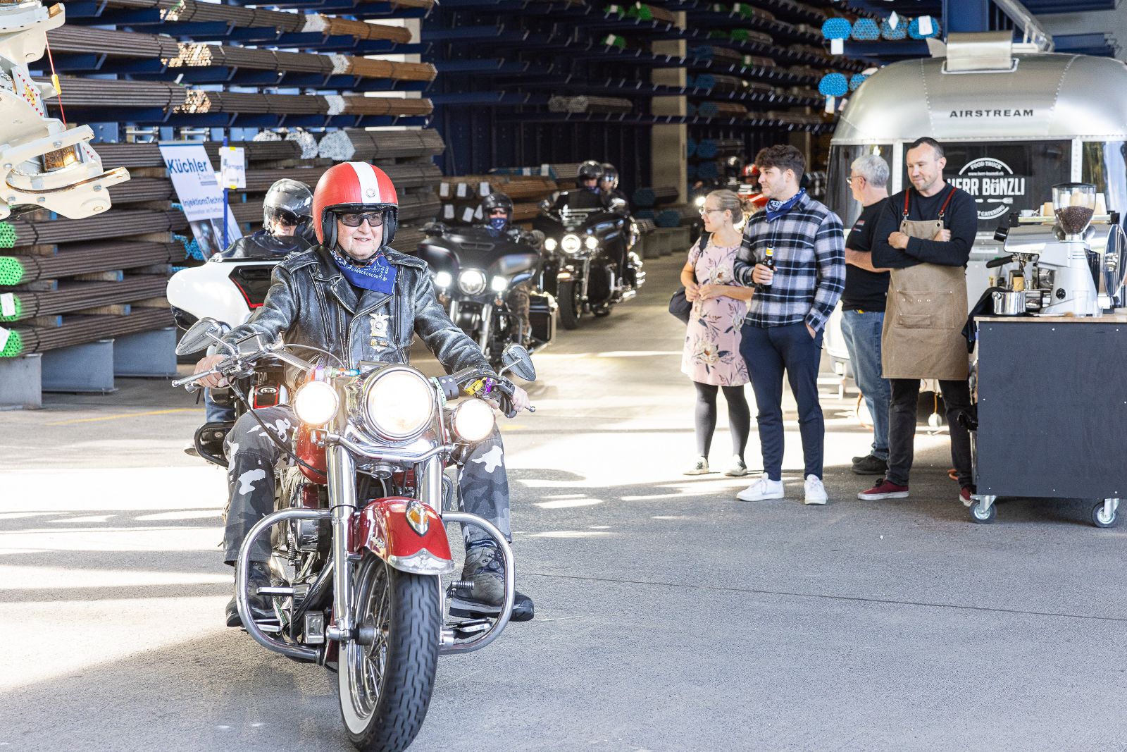 ©Mesch-Küchler Technik-05 Geschenke und Harleys-6252.jpg