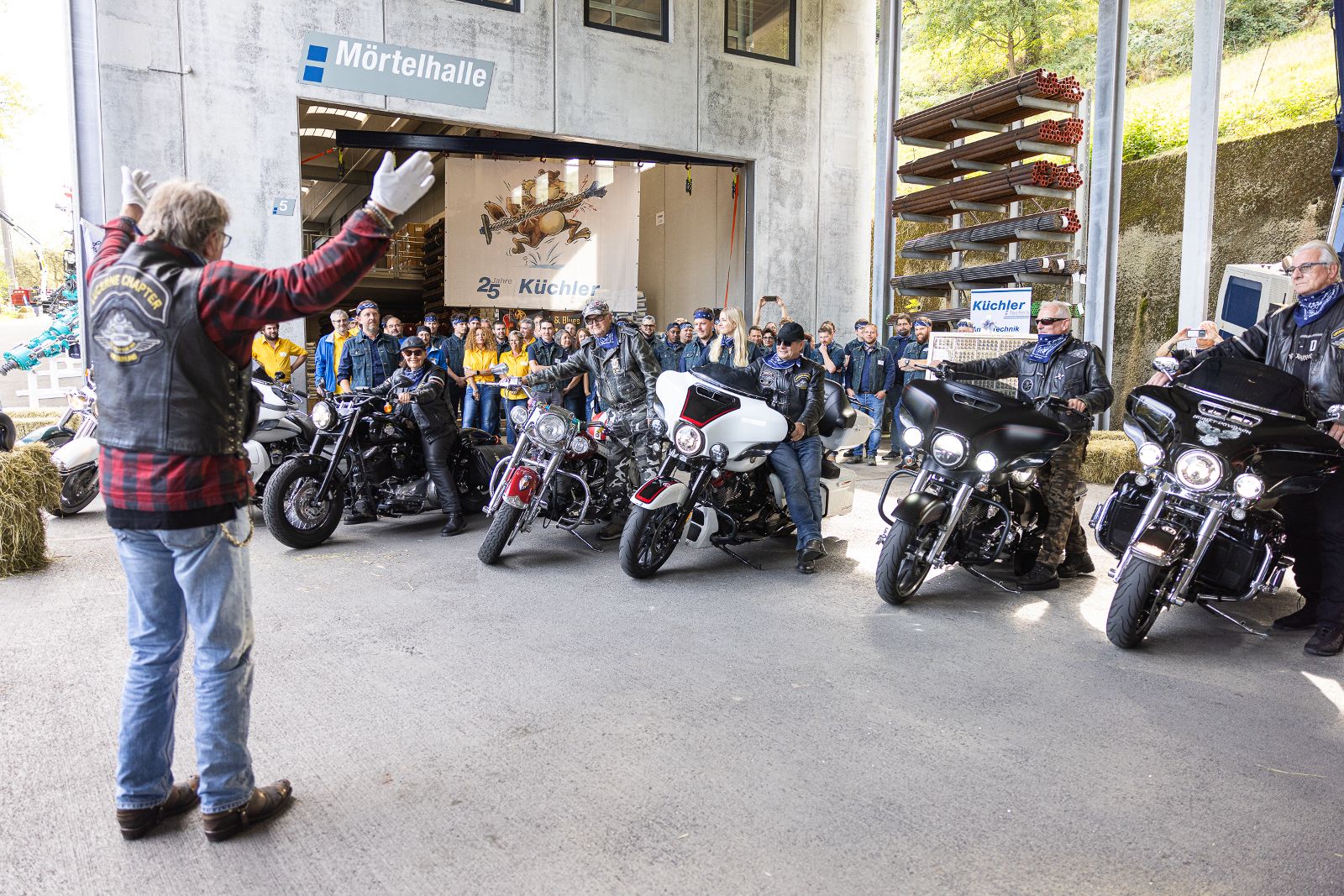 ©Mesch-Küchler Technik-05 Geschenke und Harleys-6271.jpg