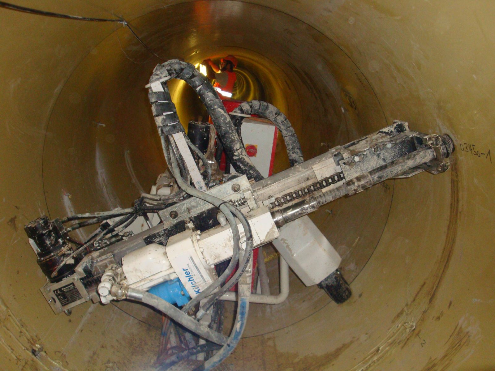 2009 KIBS Entwickeltes Injektonsbohrsystem_web+_referenz.JPG