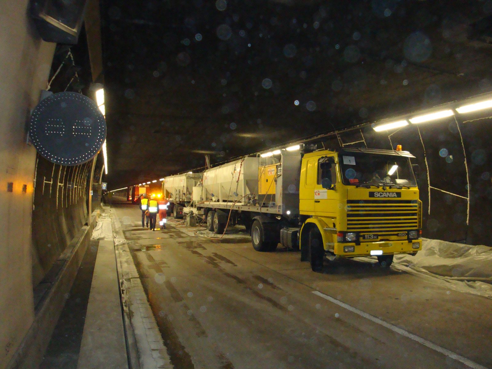 Mörtel_Referenz_Seelisbergtunnel 7000 to. KÜMIX plus (Injektionsmörtel) .JPG