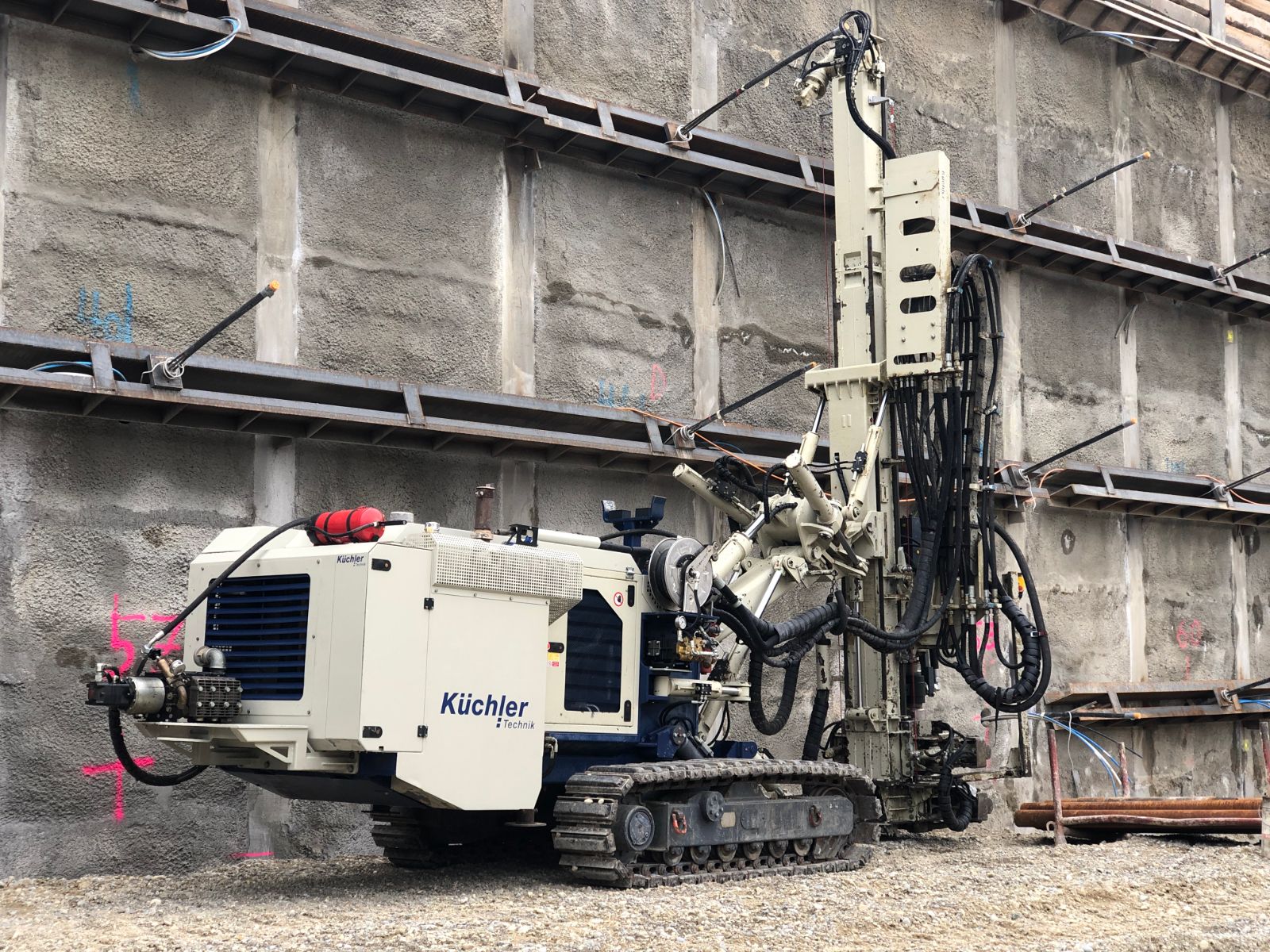 Comacchio MC8_Ankerbohrung_Referenz_web.JPG