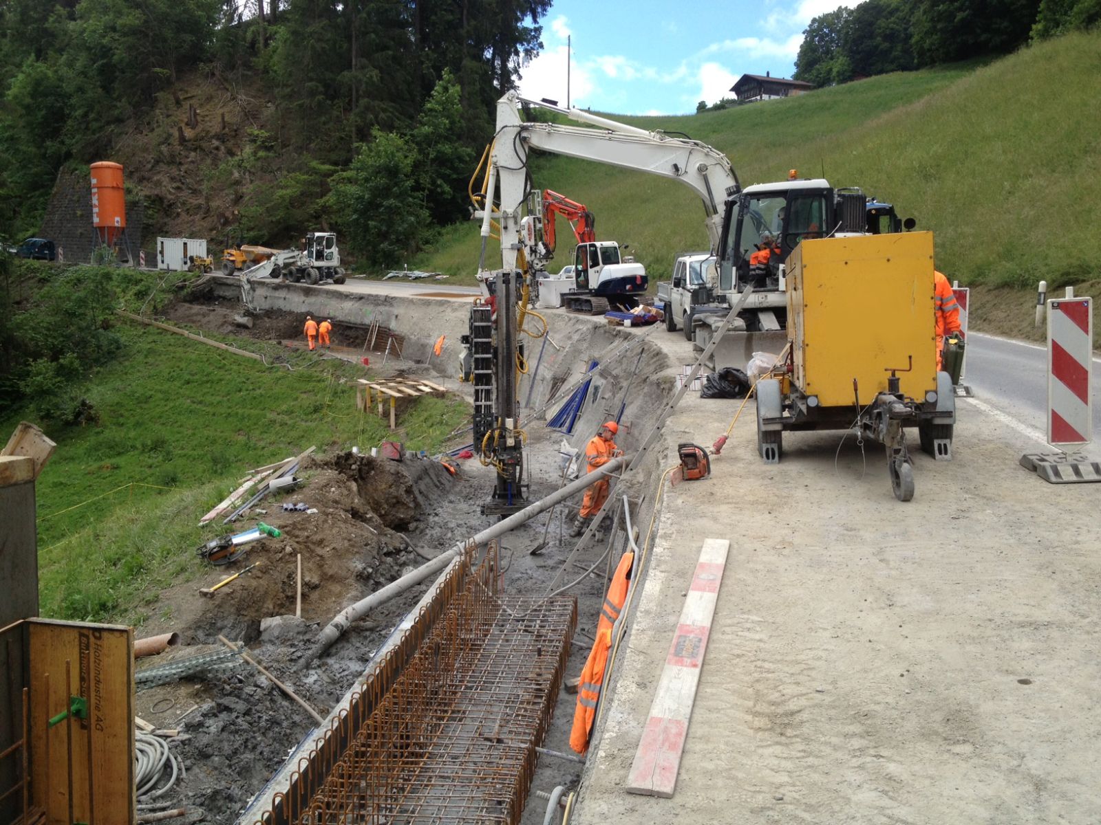 KSB_Strassensicherung_Zweisimmen Kantonstrasse_Referenz_Duplex.JPG