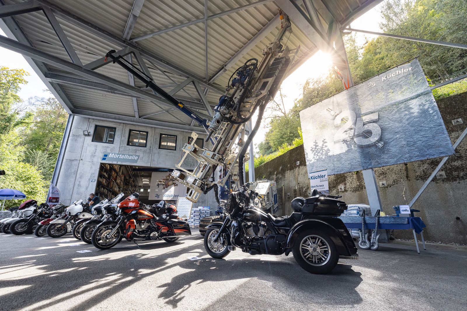 ©Mesch-Küchler Technik-05 Geschenke und Harleys-6410.jpg