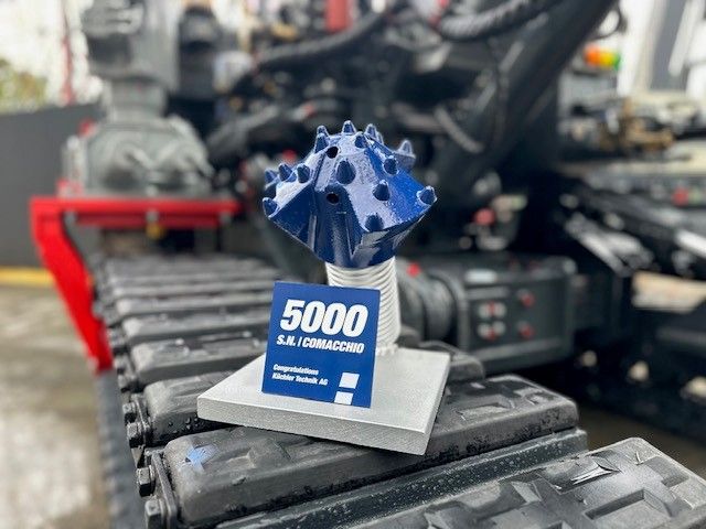 MC 14_s.n. 5000_Geschenk.jpg