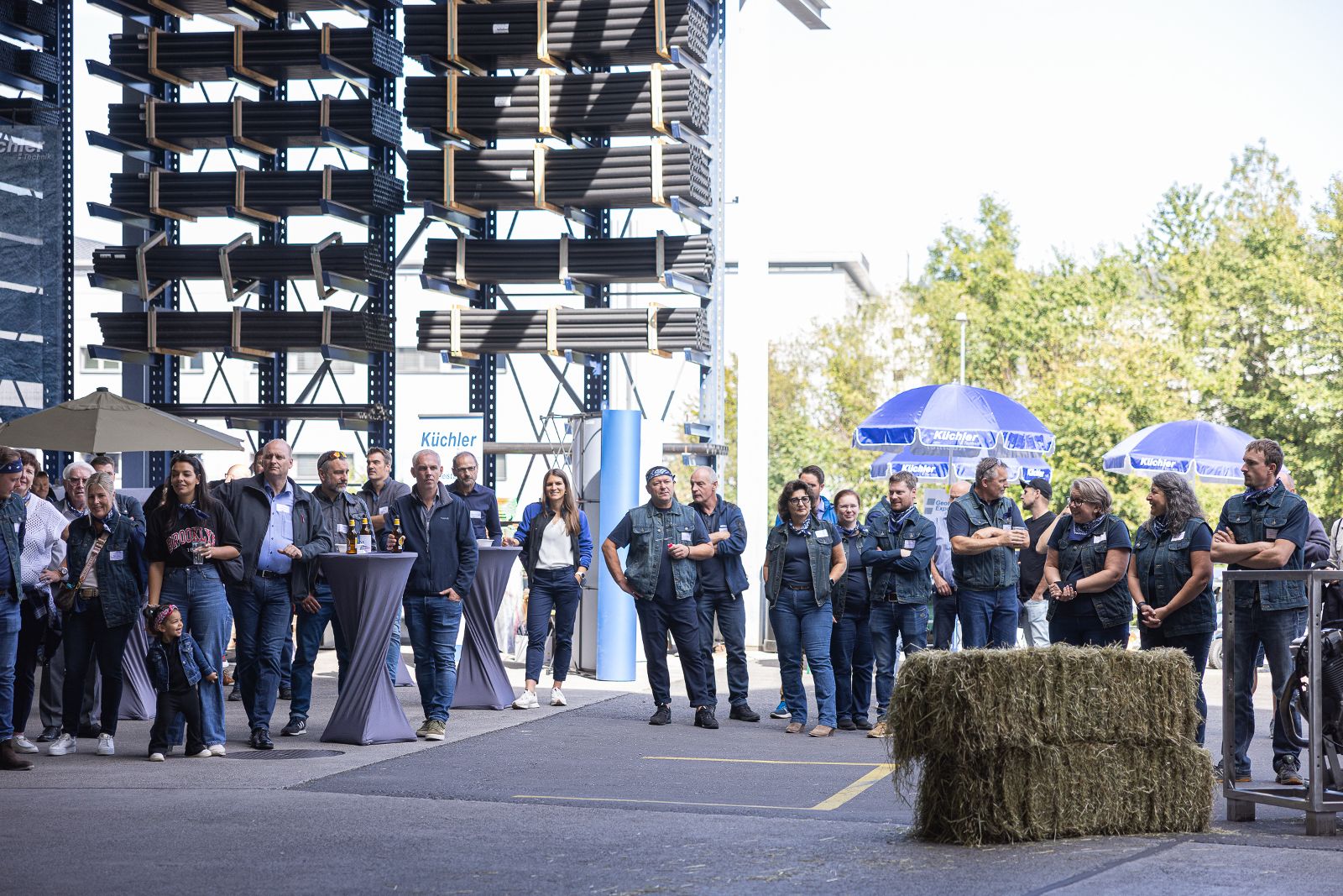 ©Mesch-Küchler Technik-05 Geschenke und Harleys-6234.jpg